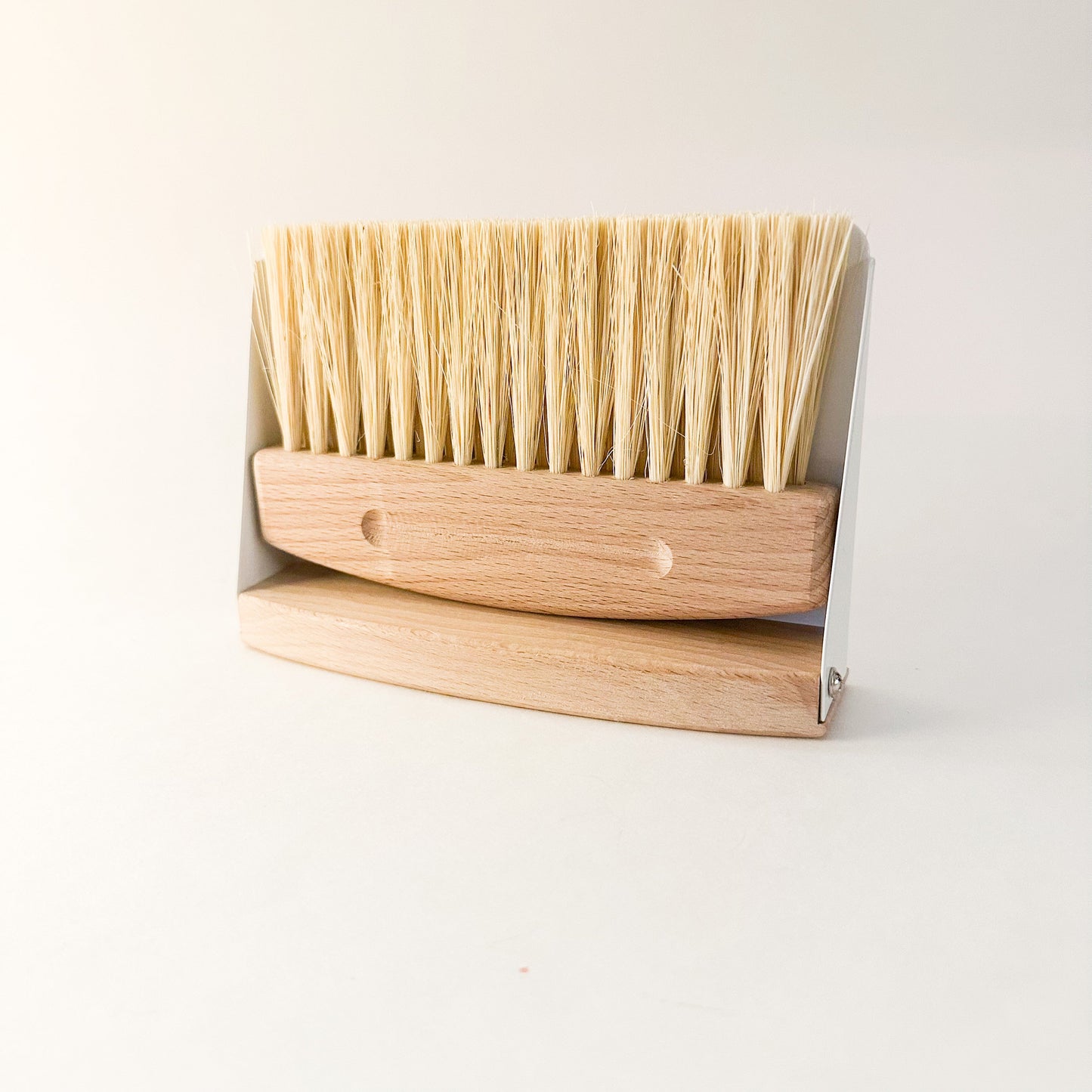 Magnetic Hand Broom & Dustpan Set with Natural Sisal Bristles