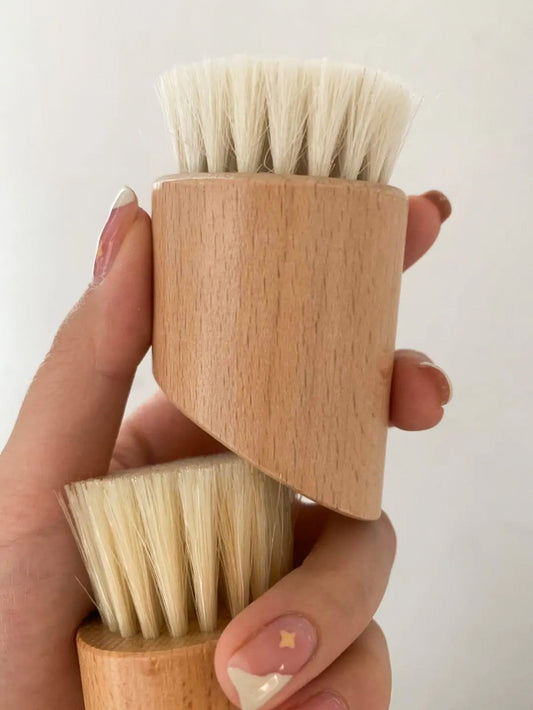 Plastic free Face Brush with Natural Bristles