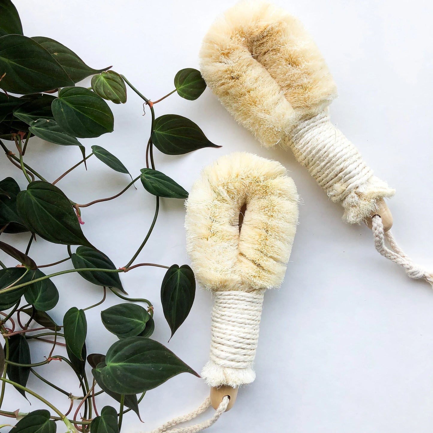 Natural Sisal Dry Brush - Sustainable Eco Friendly Vegan Body Brush - Zero Waste Plastic Free Exfoliating